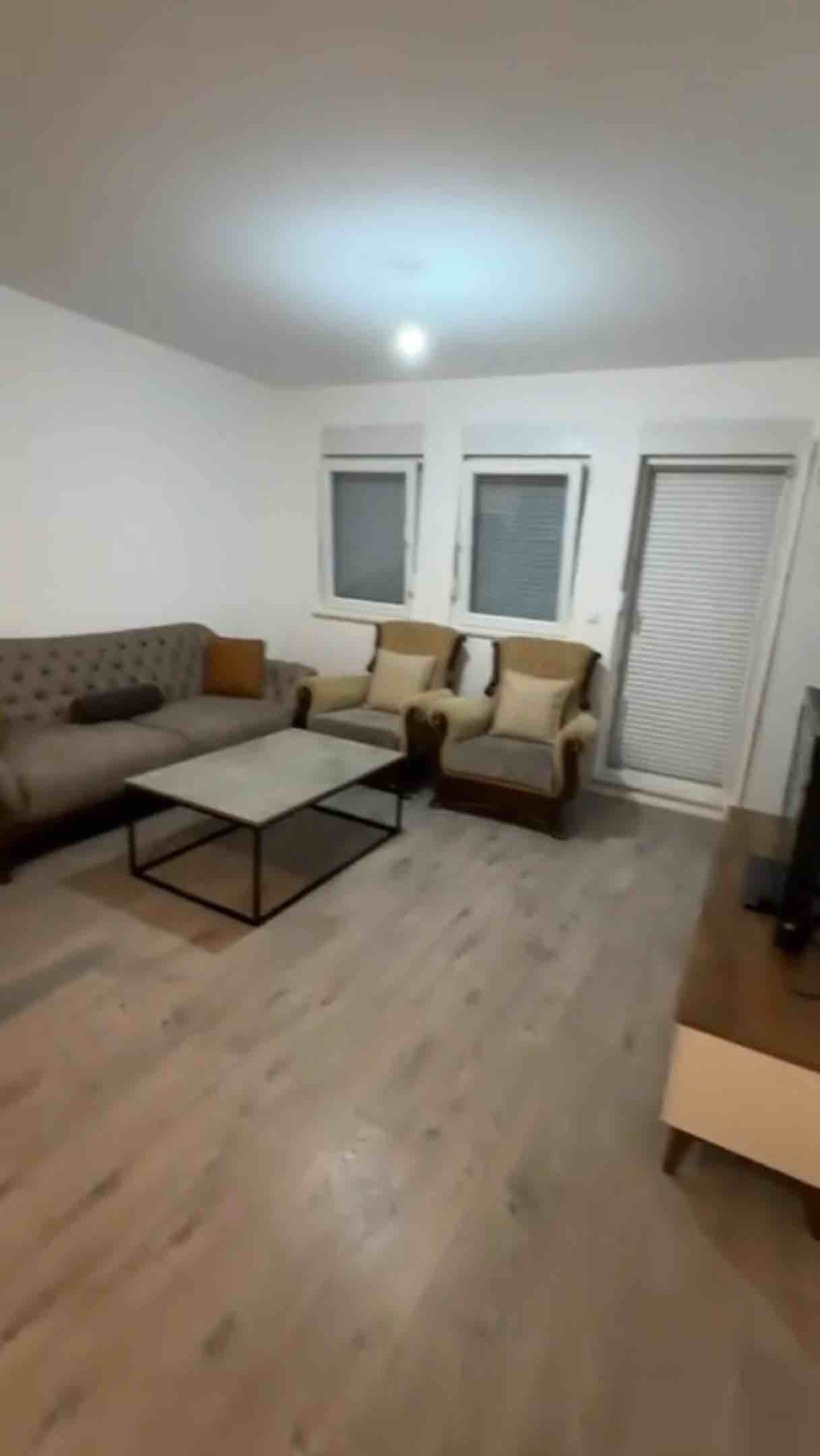 Banes me qera 2+1 Mati 1 banesë/apartment në Kosovë