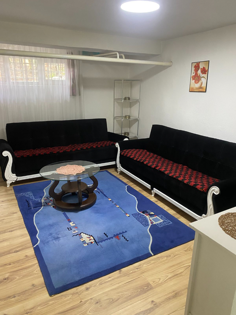 Banesë (Gasonjere) me qira në Bregun e Diellit banesë/apartment në Prishtinë