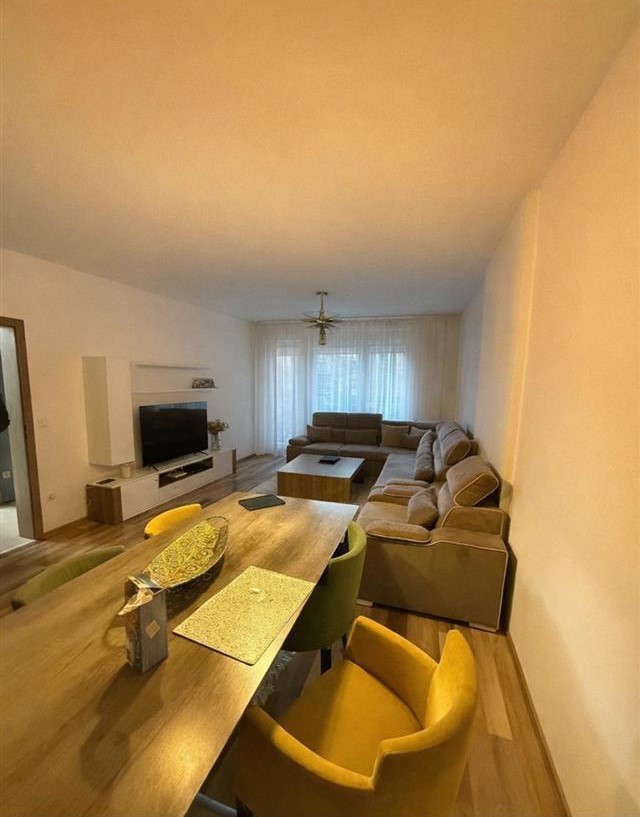 Banesë në shitje në Mati 1 banesë/apartment në Prishtinë