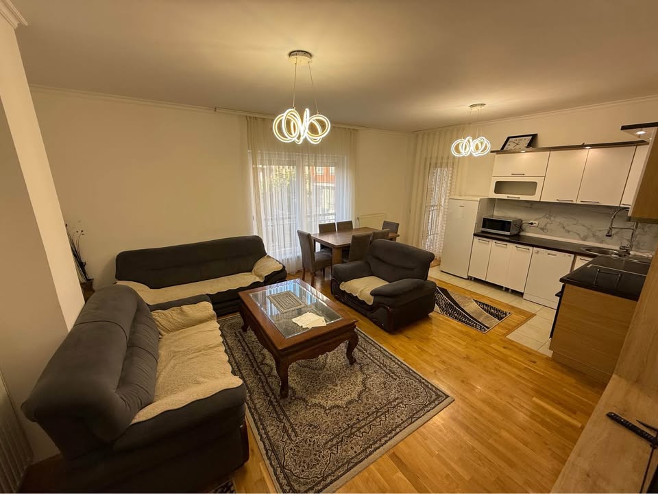 Banesë në shitje në Rrugën B banesë/apartment në Prishtinë