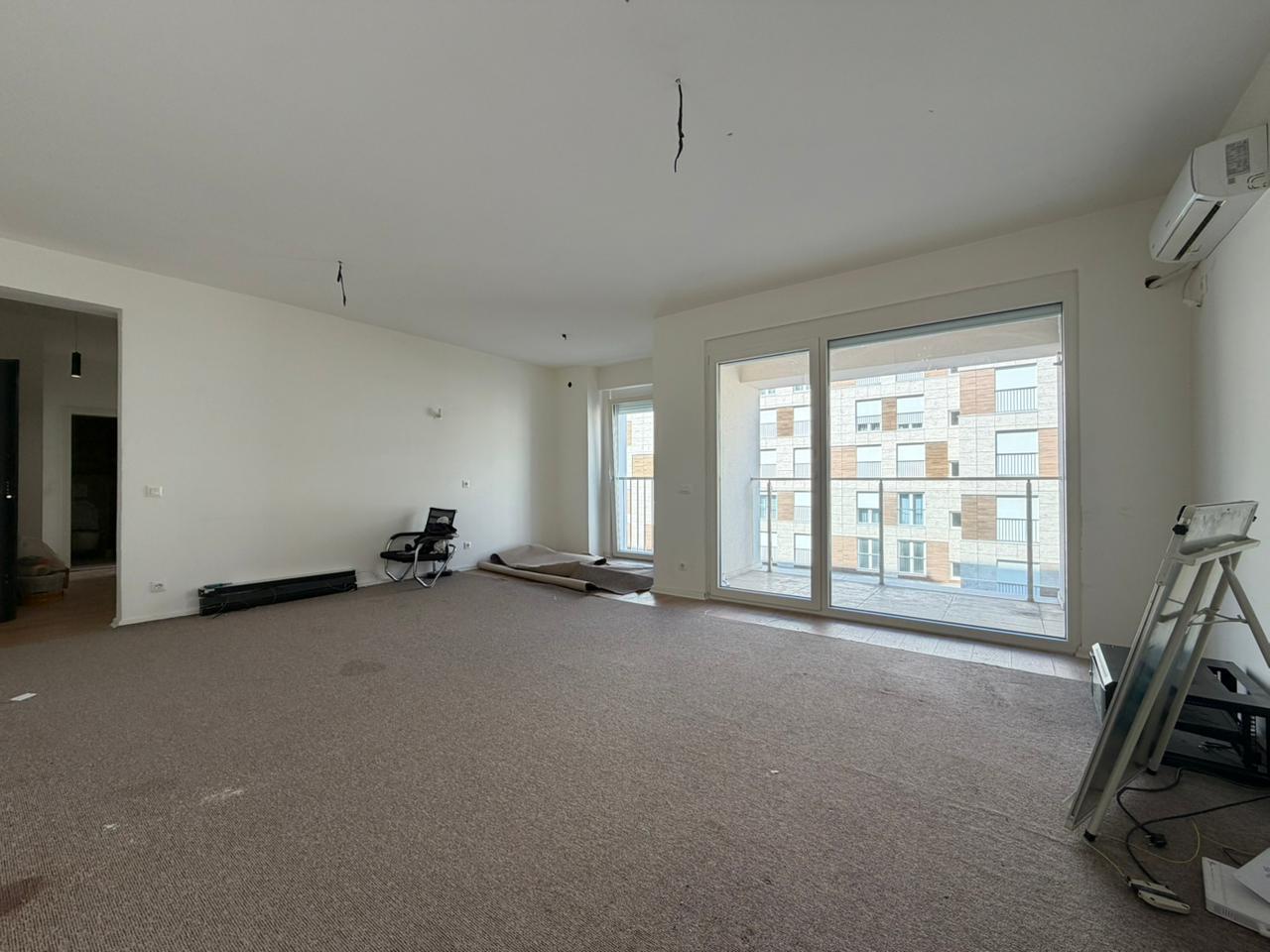 Banesë në Shitje në Lagjen Prishtina e Re banesë/apartment në Prishtinë