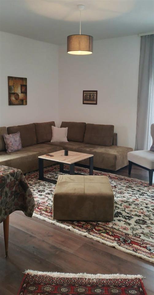 Banesë me qira 2+1 në Lagjen Prishtina e Re banesë/apartment në Prishtinë