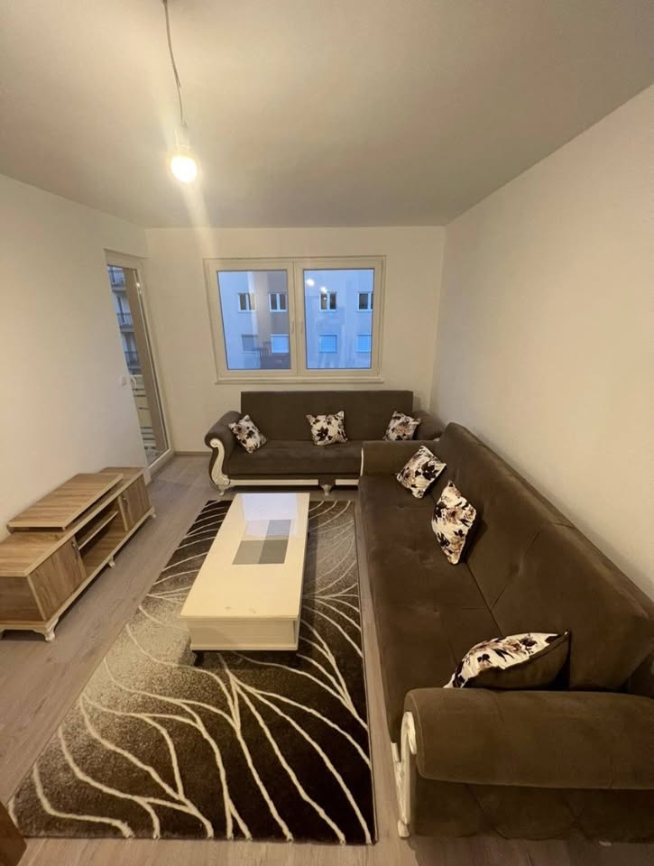 Banesë me qira 1+1 në Fushë Kosovë banesë/apartment në Prishtinë
