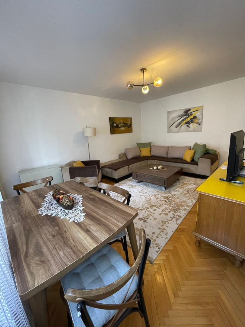 Banesë me qira 1+1 në Tokbashqe banesë/apartment në Prishtinë