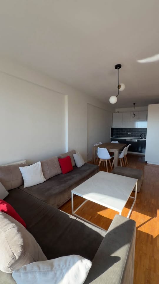 Banesë në shitje në Rrugën C banesë/apartment në Prishtinë