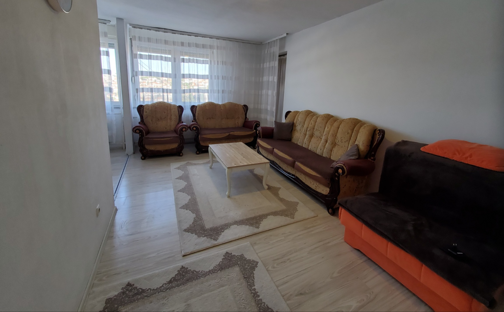 Banesë me qira 1+1 te Qafa banesë/apartment në Prishtinë