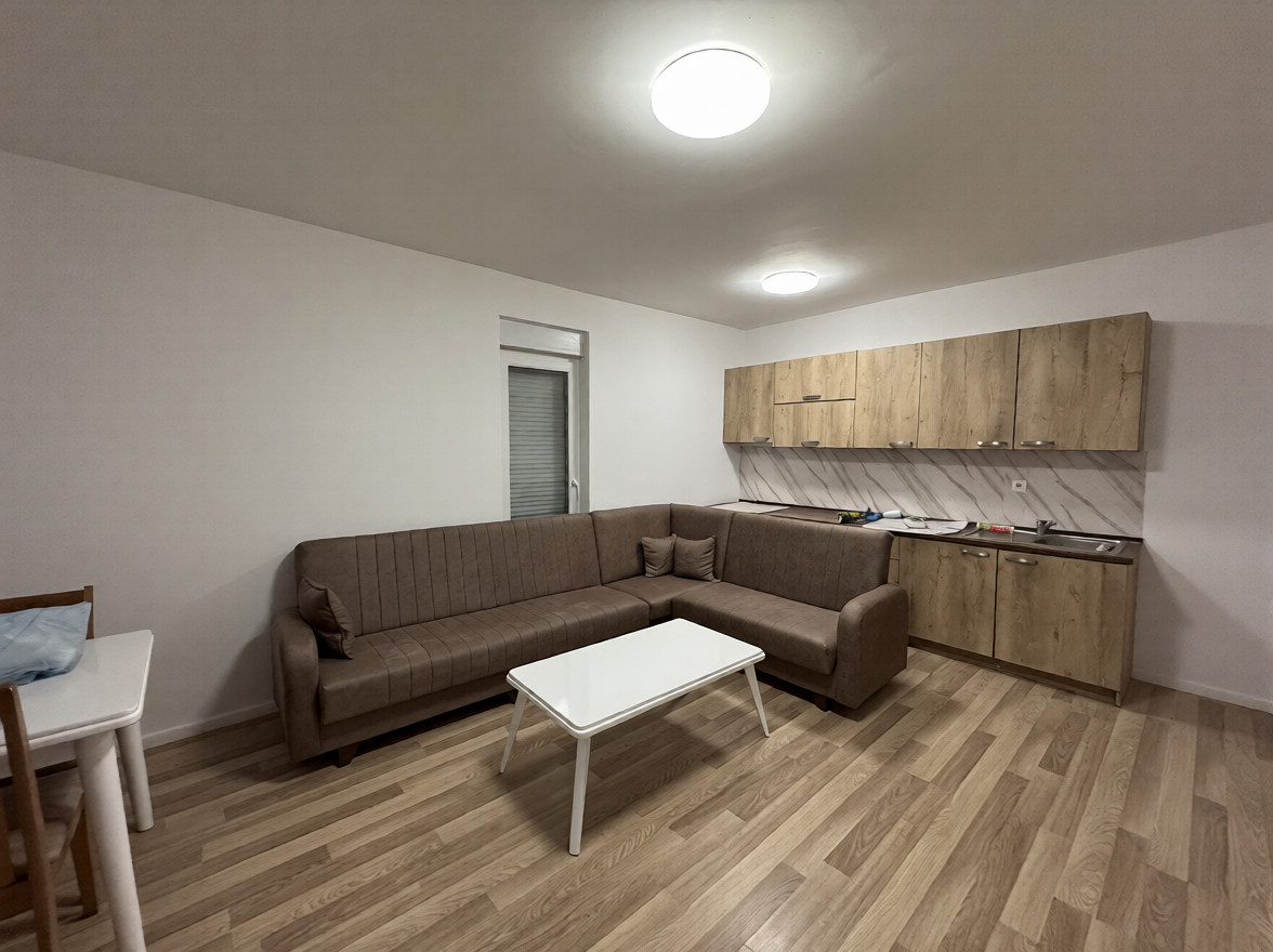 Banesë në shitje në Kalabri (Emshir) banesë/apartment në Prishtinë