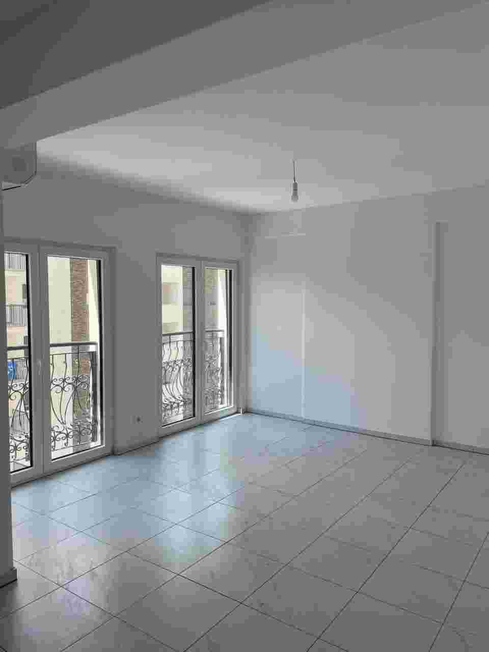 Banes me qira per zyre banesë/apartment në Prishtinë