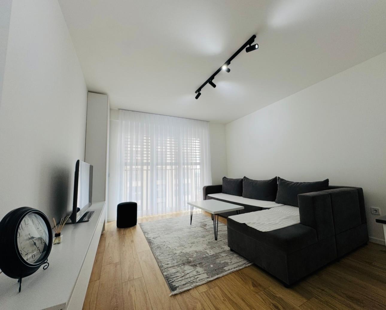 Banesë (Gasonjere) me qira në Parkun e Qytetit banesë/apartment në Prishtinë