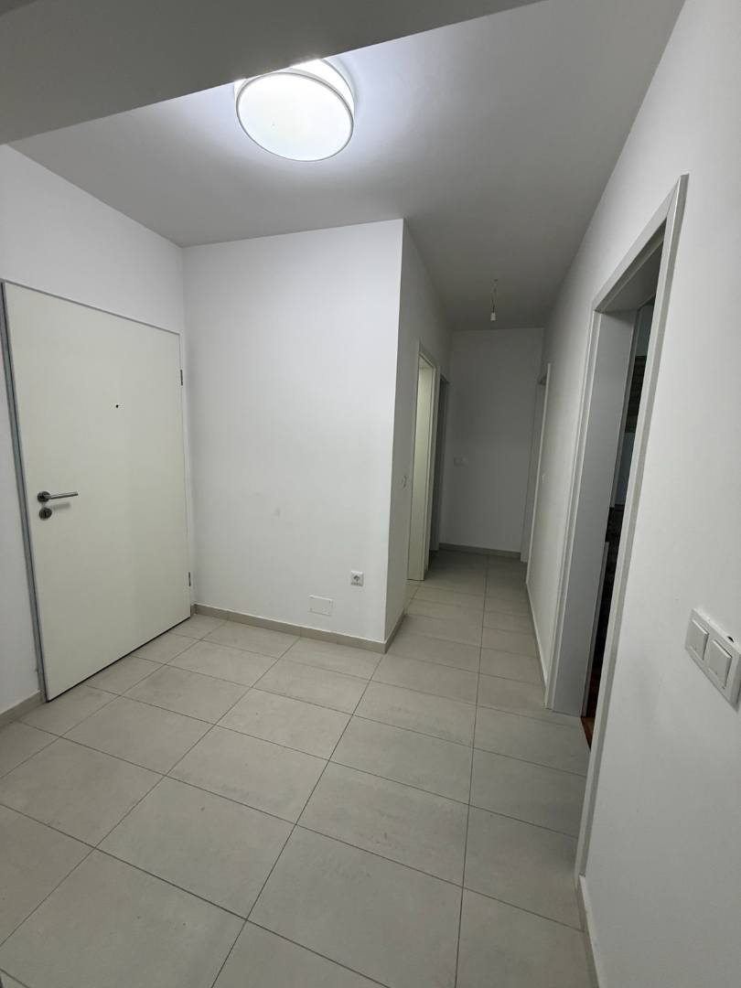Banesë në shitje në Bregun e Diellit banesë/apartment në Bregu i Diellit