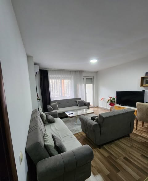 Banesë me qira 2+1 në Lakrishtë banesë/apartment në Prishtinë