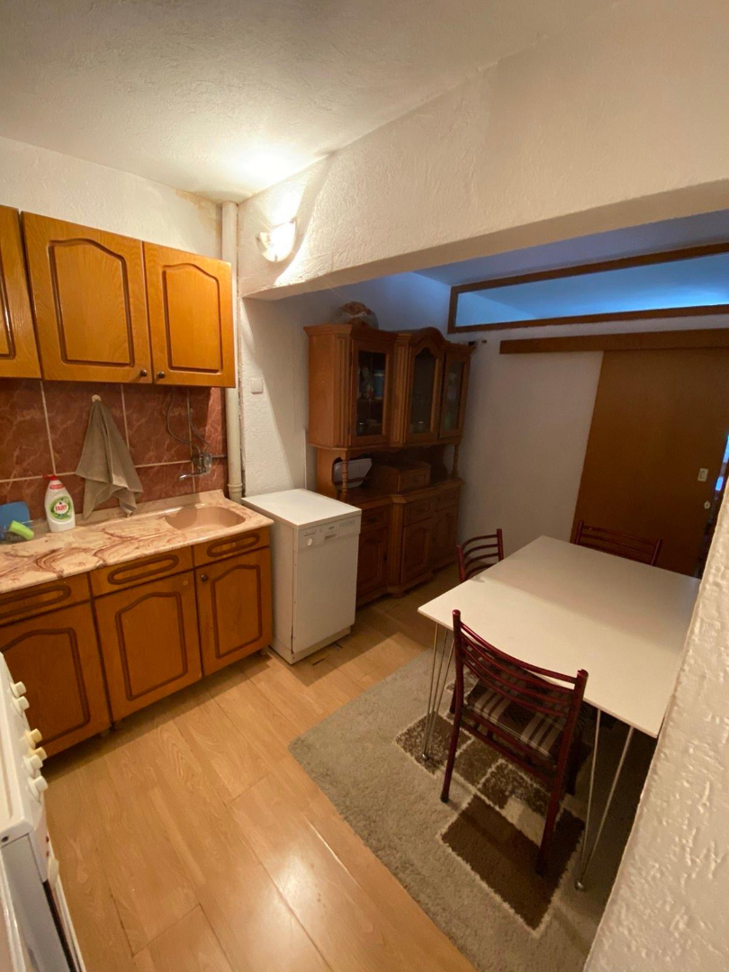Banesë me qira 2+1 në Ulpianë banesë/apartment në Ulpianë