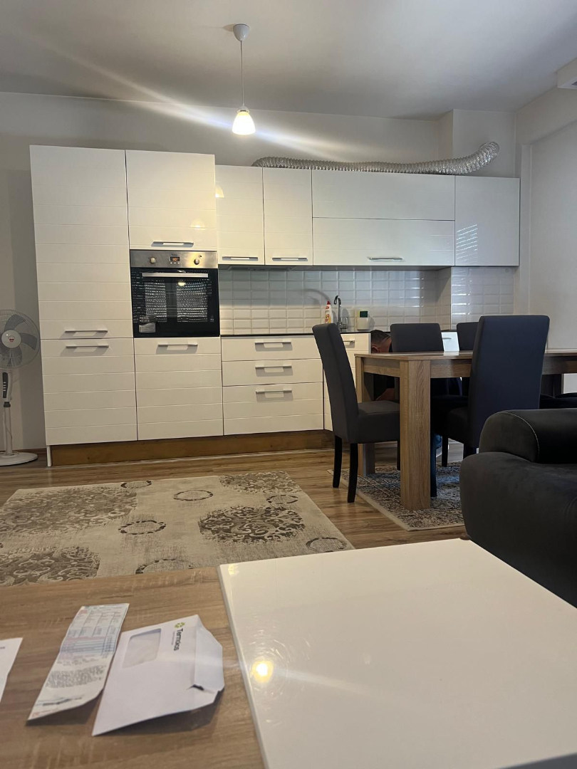 Banesë me qira 2+1 në Matin 1 banesë/apartment në Prishtinë