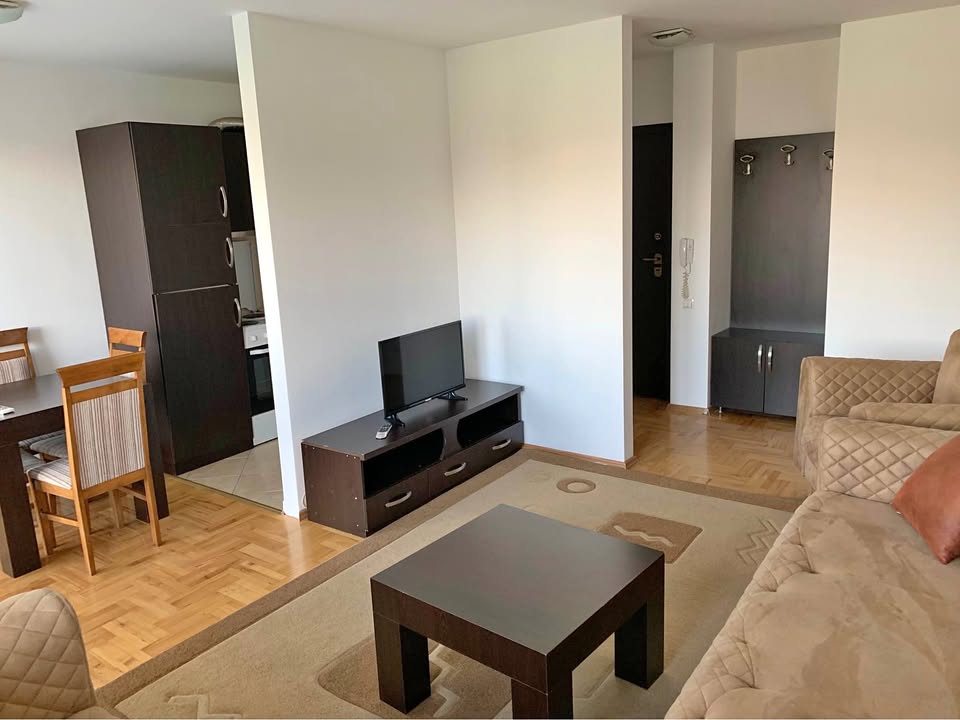 Banesë në shitje në Kalabri (Emshir) banesë/apartment në Prishtinë