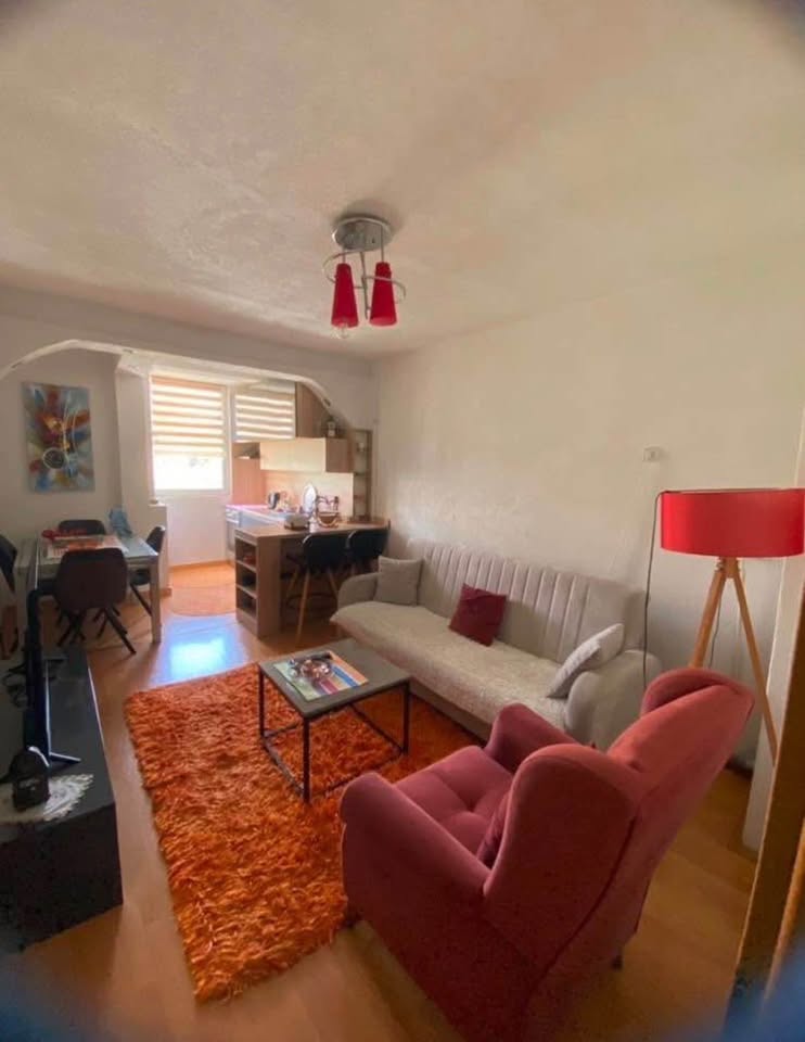 Banesë me qira 2+1 në Bregun e Diellit banesë/apartment në Prishtinë