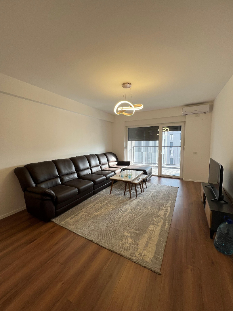 Banesë me qira 2+1 në Lagjen Prishtina e Re banesë/apartment në Prishtinë