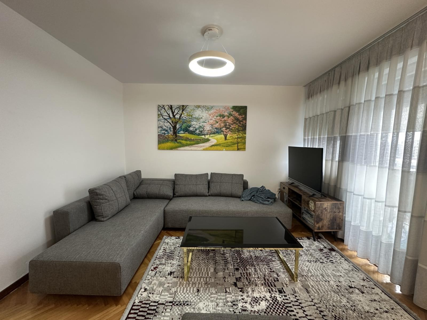 Banesë me qira 2+1 në Ulpianë banesë/apartment në Prishtinë