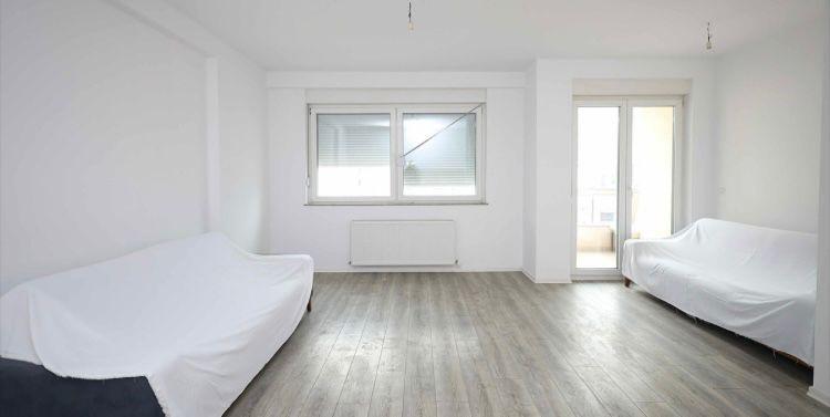 Banesë në shitje në Lagjen e Spitalit banesë/apartment në Prishtinë