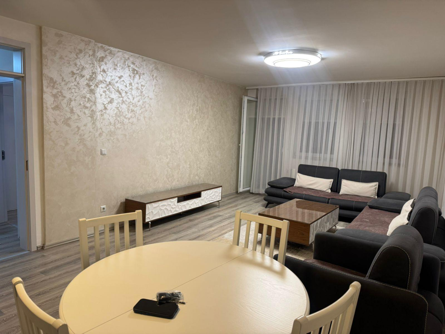Banesë në shitje në Fushë Kosovë banesë/apartment në Fushë Kosovë