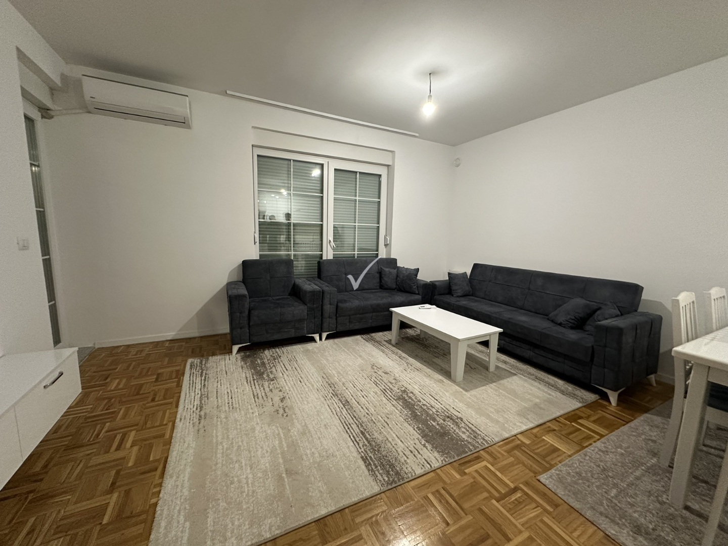 Banesë me qira 2+1 në Matin 1 banesë/apartment në Prishtinë
