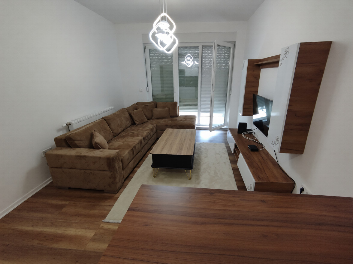 Banesë me qira 2+1 në Bregun e Diellit banesë/apartment në Prishtinë