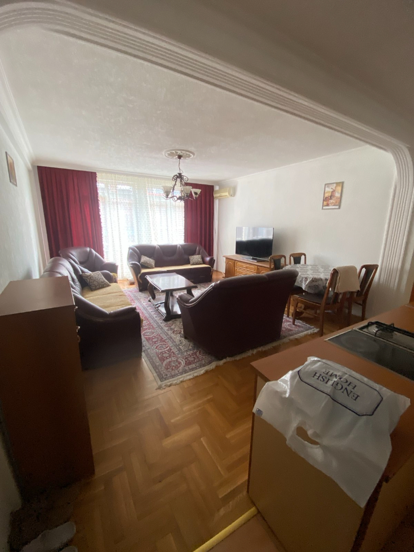 Banesë me qira 1+1 në Parkun e Qytetit banesë/apartment në Prishtinë