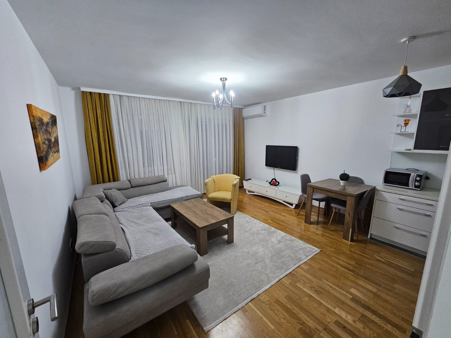 Banesë me qira 2+1 në Matin 1 banesë/apartment në Prishtinë