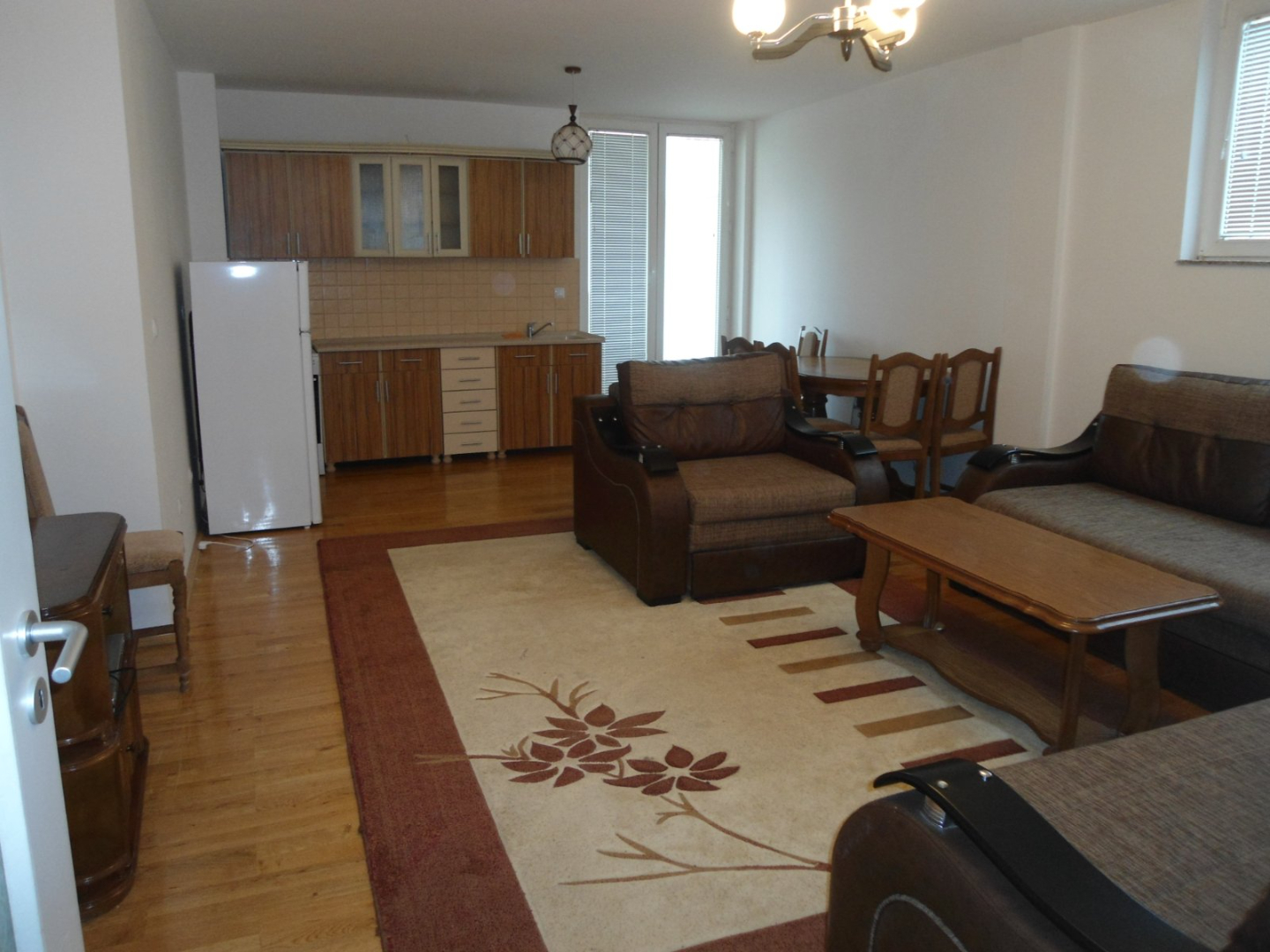 Banesë me qira 2+1 në Matin 1 banesë/apartment në Prishtinë