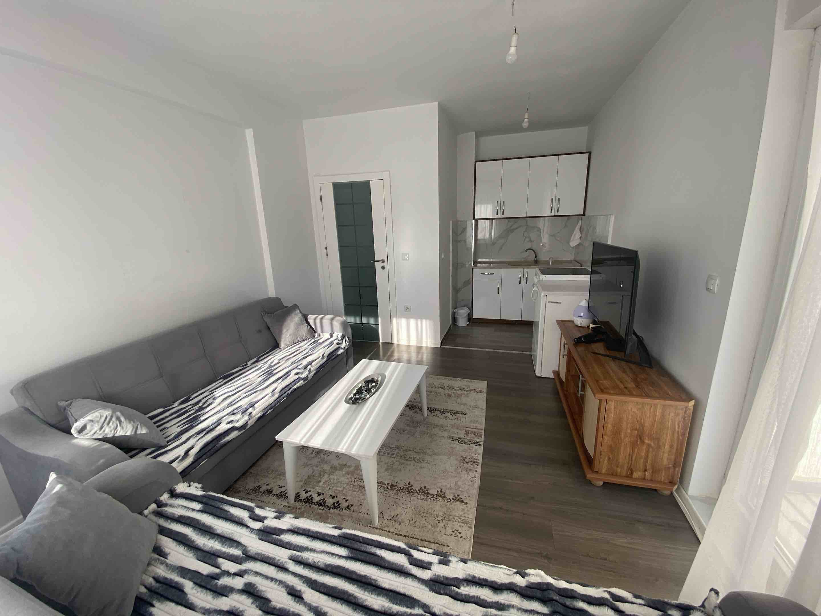 Banes me qera ditore dhe javore ne Prishtine banesë/apartment në Kosovë