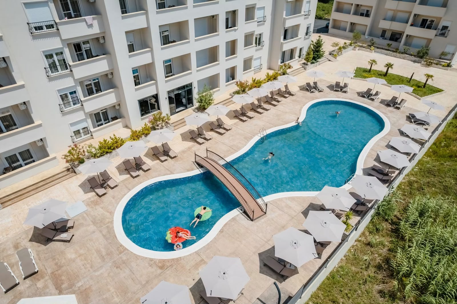 Gasonjerk  me QIRA! banesë/apartment në Ulqin