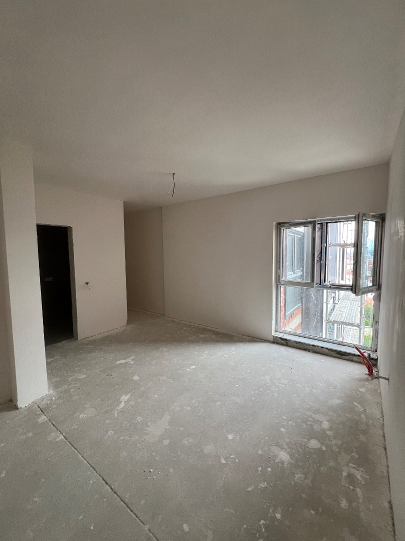 Ofrohet per shitje banesa 3 dhomshe ne Peje banesë/apartment në Pejë
