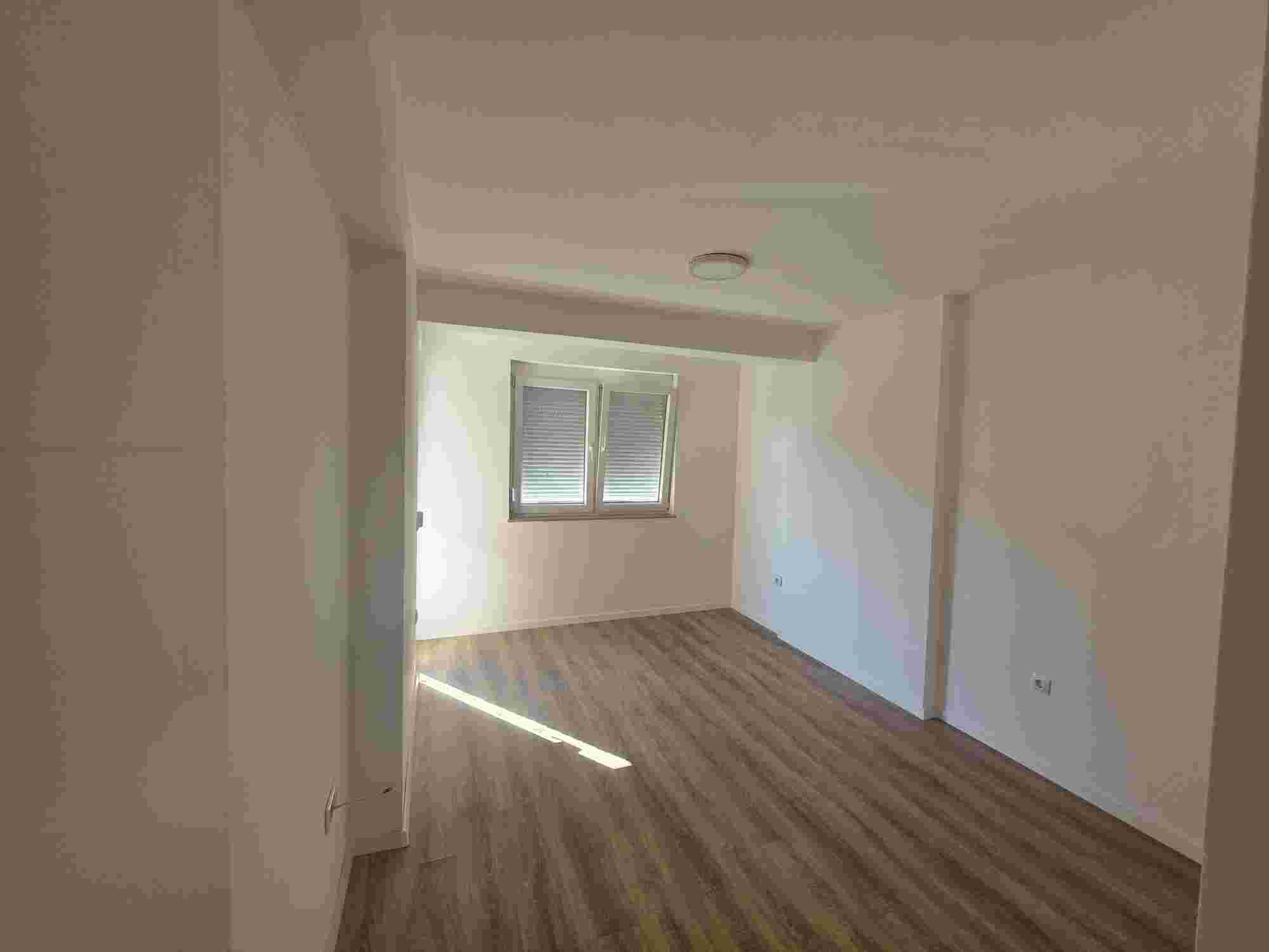 Shitet banesë 77 m² në Rrugën B, Prishtinë banesë/apartment në Prishtinë