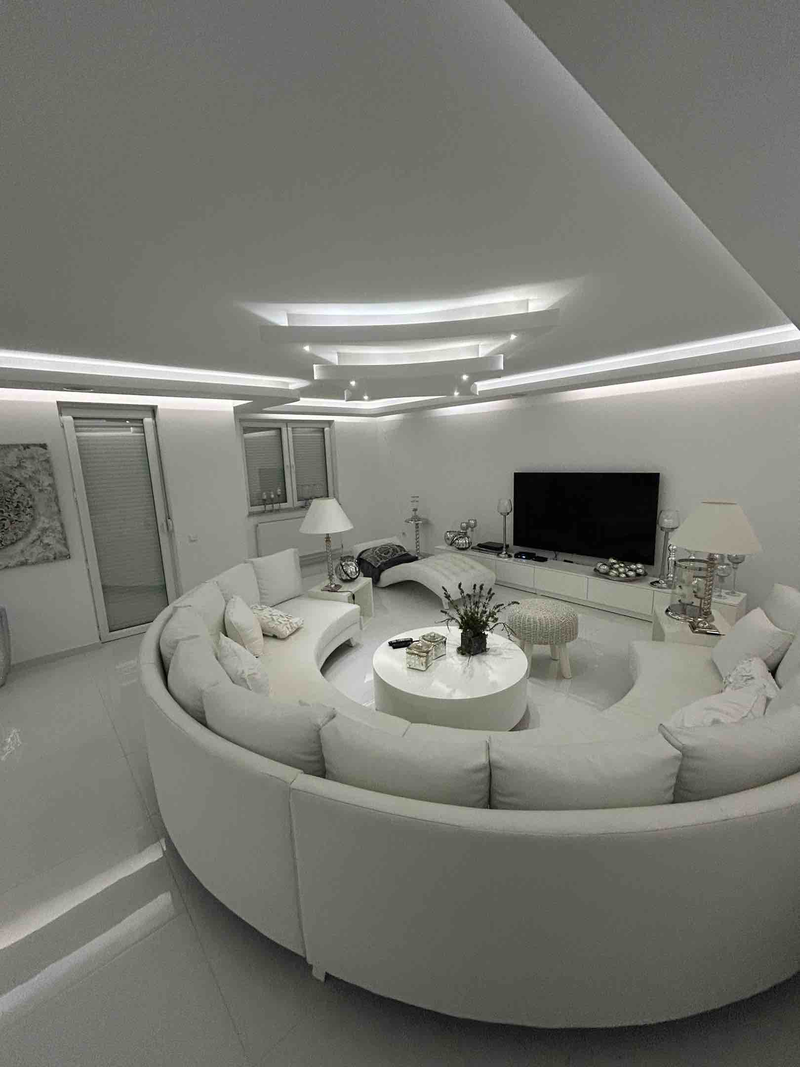 Villa Banesa nga Fushe Kosove banesë/apartment në Kosovë