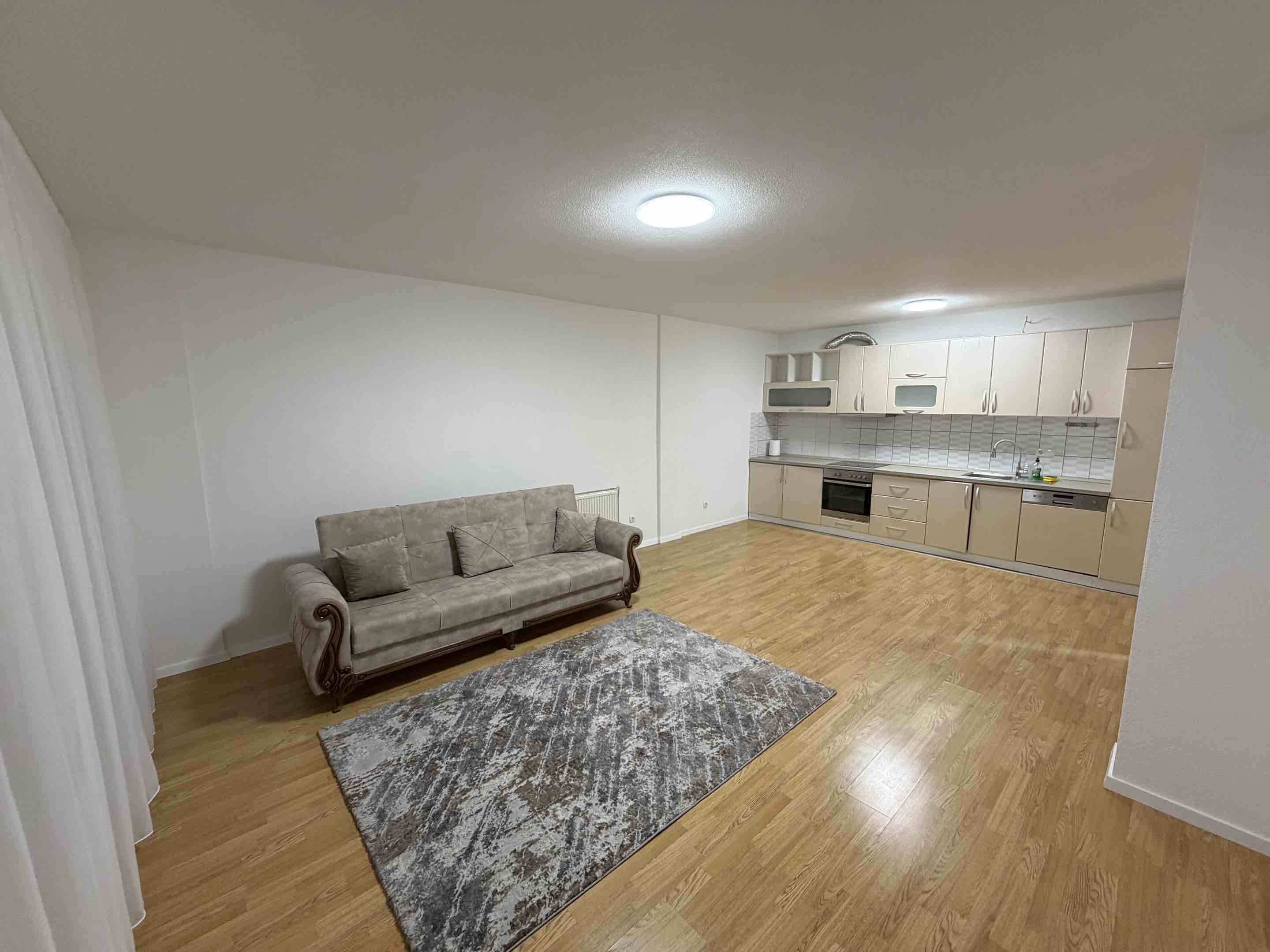 Banes 2+1 Tophane banesë/apartment në Kosovë
