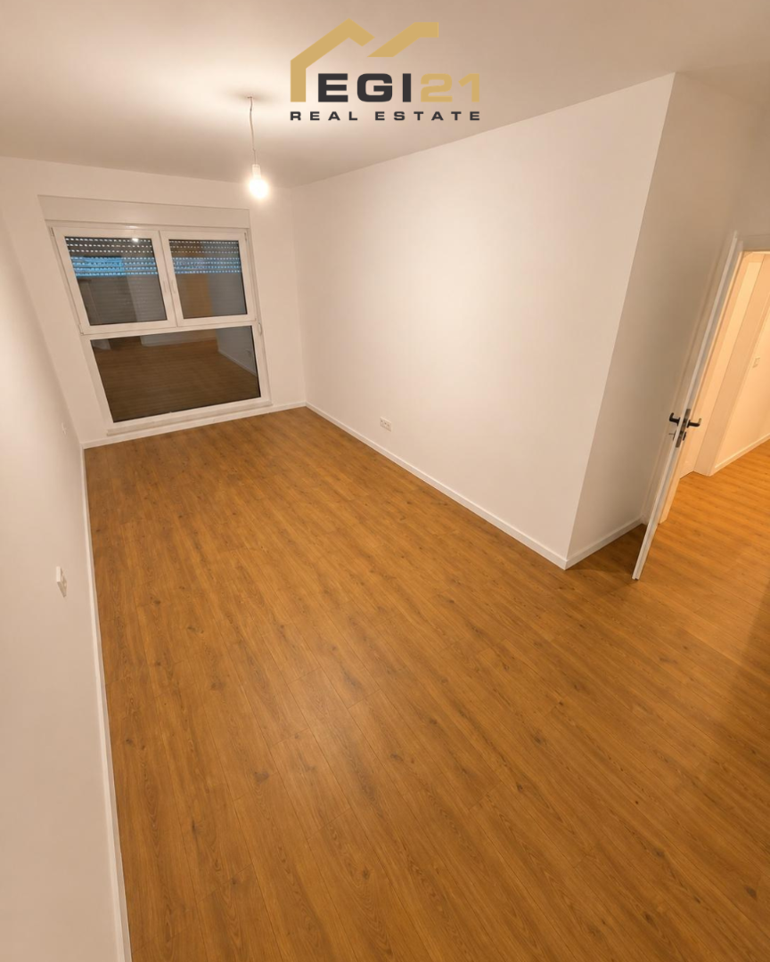 Banesë për #QIRA 118m² – Emshir, Prishtinë banesë/apartment në Kalabria