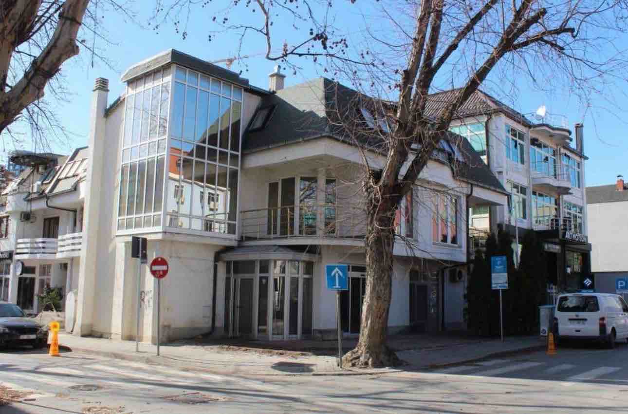 Objekt në Shitje dhe Qera - Prishtinë, Pejton objekt në Pejton