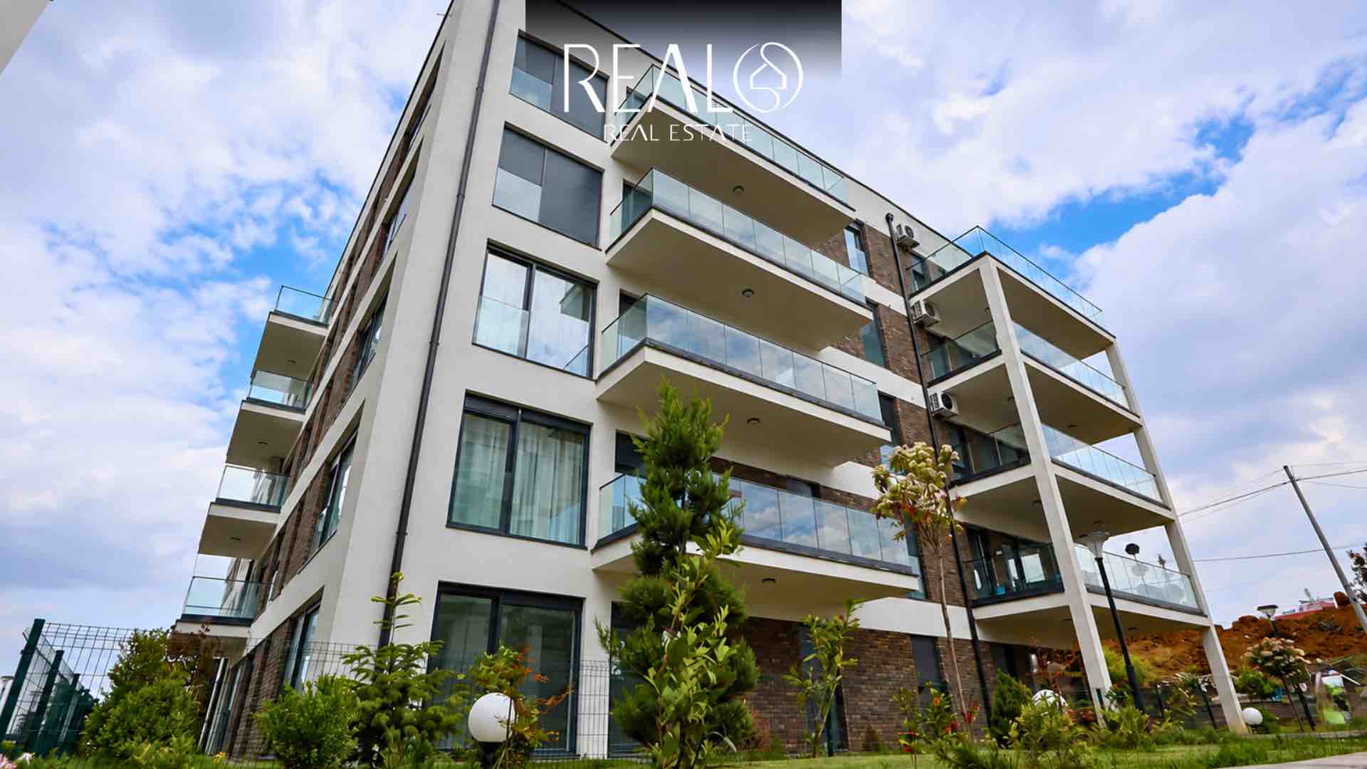 Banes 3 dhomshe ne shitje Emshir/Kalabria e re banesë/apartment në Prishtinë