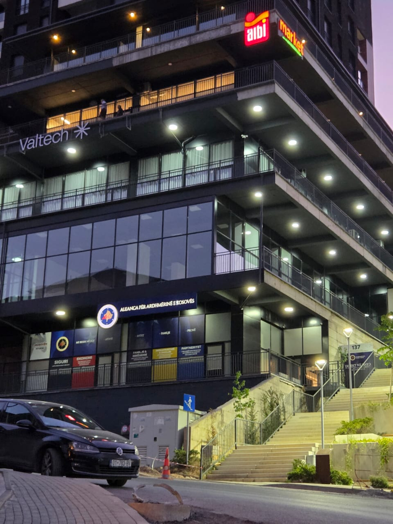 LOKAL 525 m² PËR SHITJE – ARBËRI, PRISHTINË lokal në Prishtinë