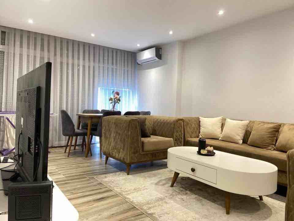 Banesë 2 dhomshe në Shitje - Rr. Dëshmorët e Kombit banesë/apartment në Ferizaj
