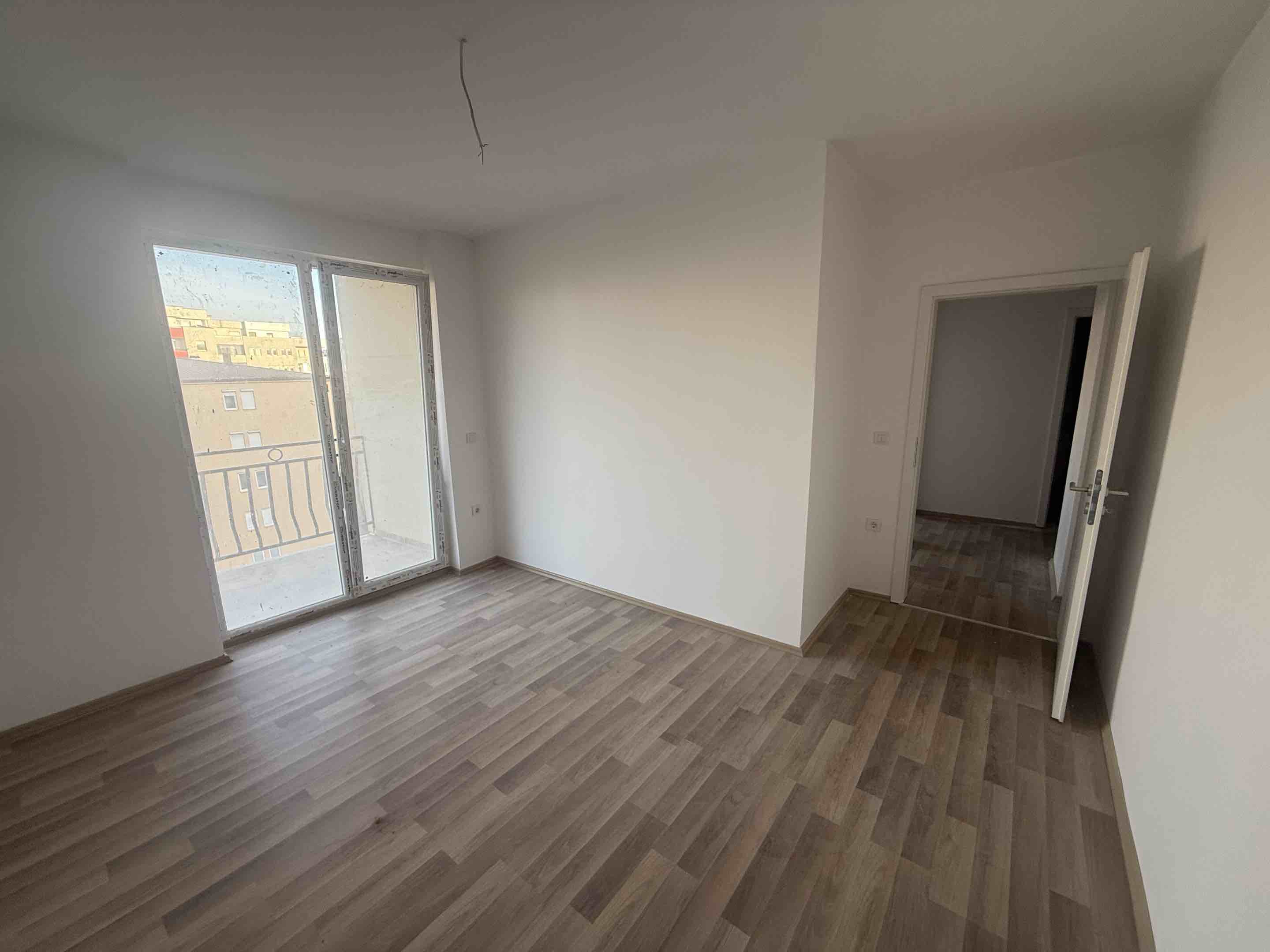 Banesë e gatshme - me fletë poseduese banesë/apartment në Fushë Kosovë