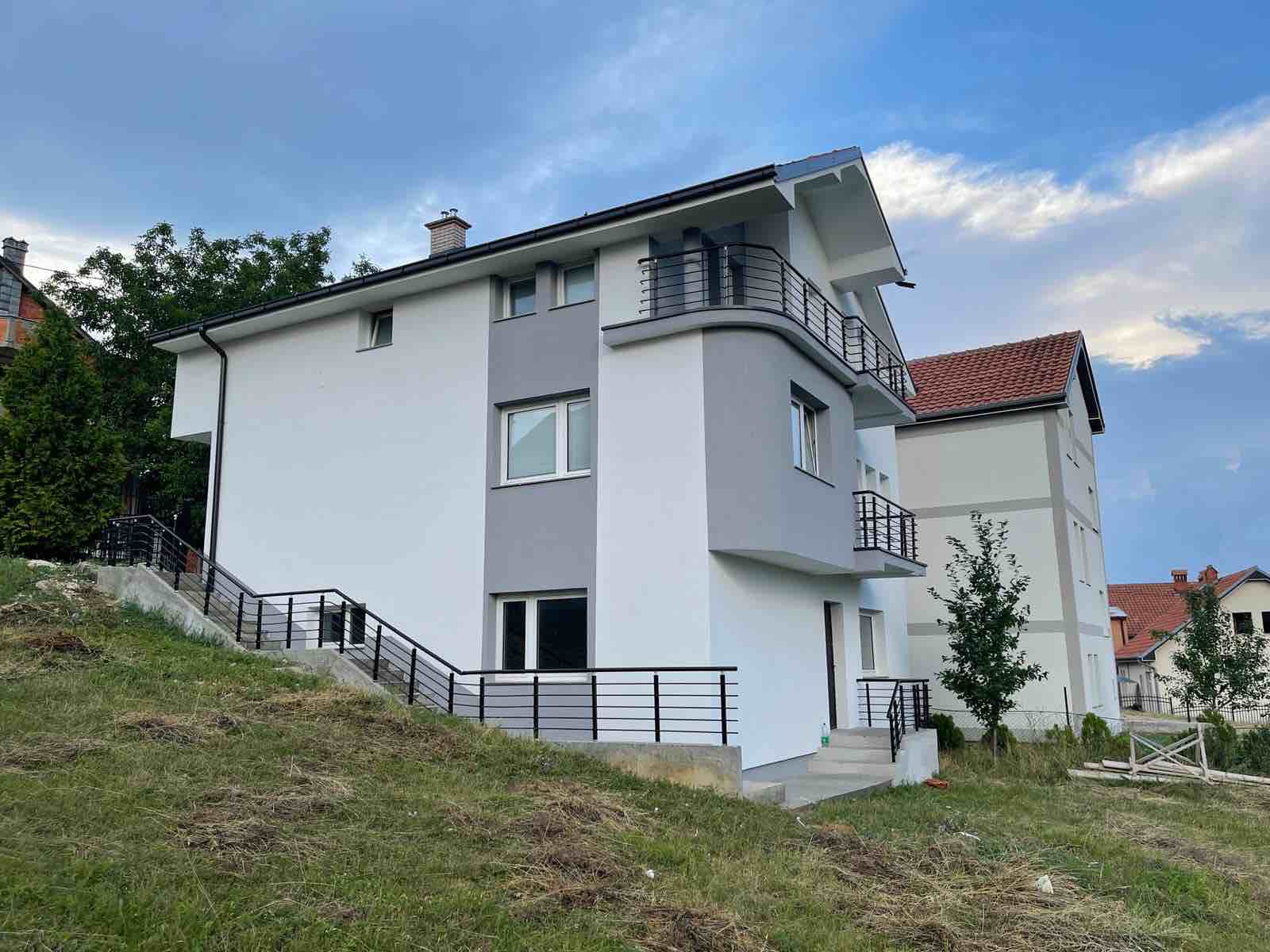 🏡 JEPET SHTËPI ME QIRA NË PRISHTINË shtëpi në Prishtinë
