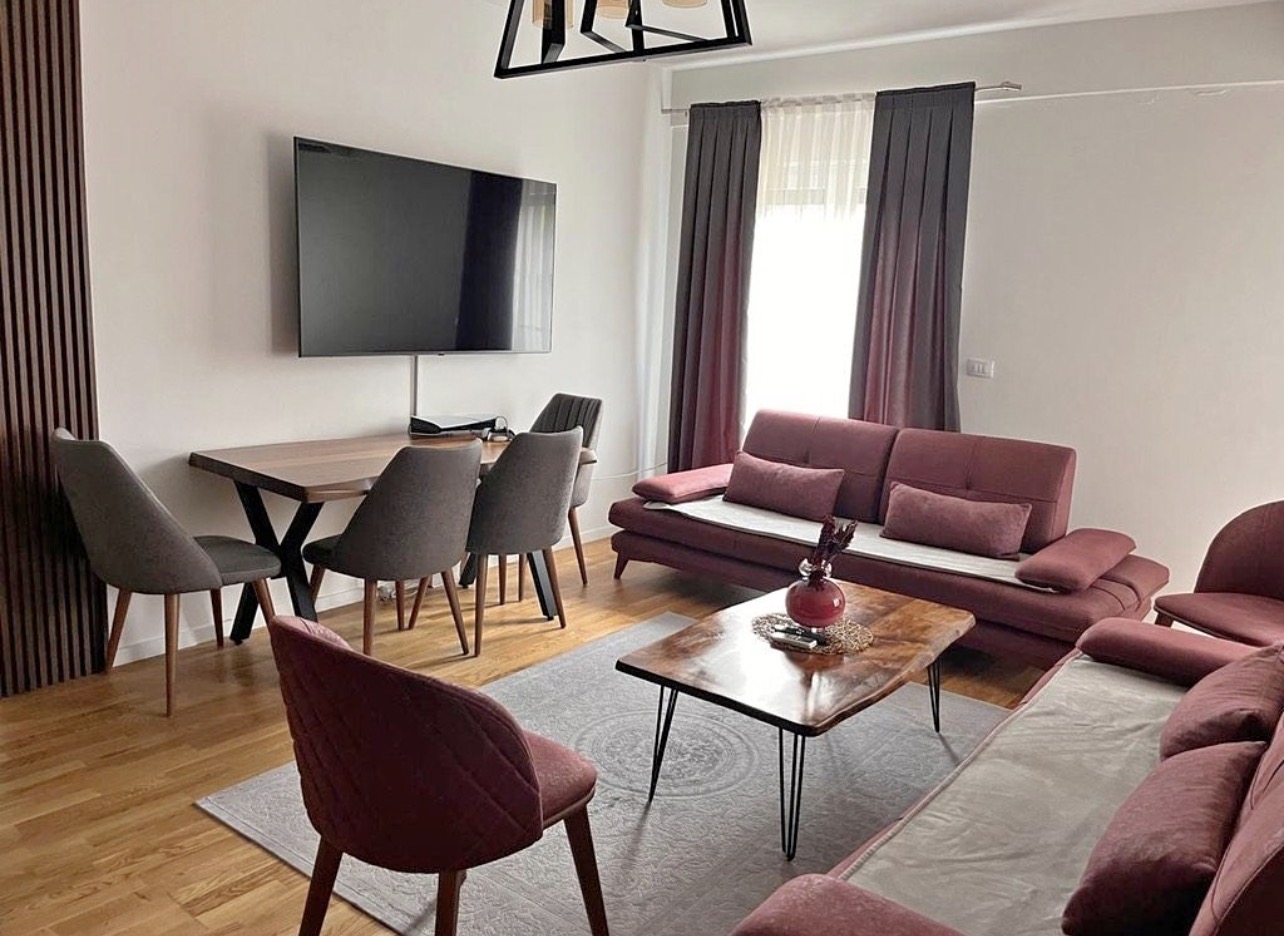 Bamese me qira-Rruga A banesë/apartment në Rruga B