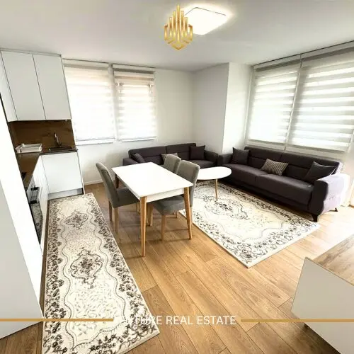 BANESE ME QERA banesë/apartment në Rruga B