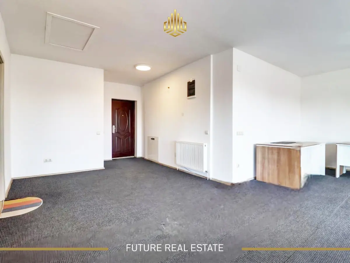 Zyre me QIRA/130m2 zyre në Tophane