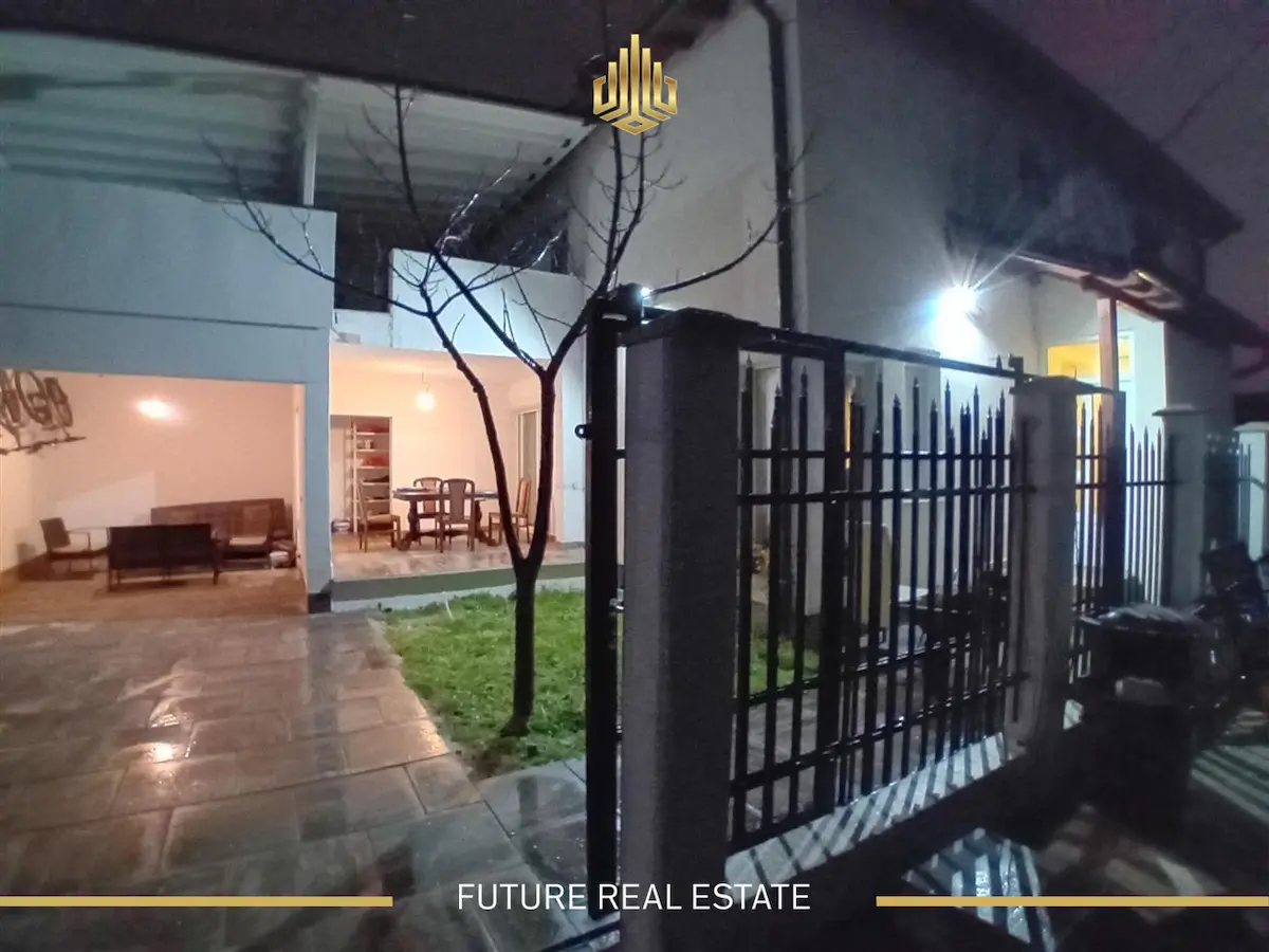 Shtëpia me QIRA/200m2 shtëpi në Arbëria