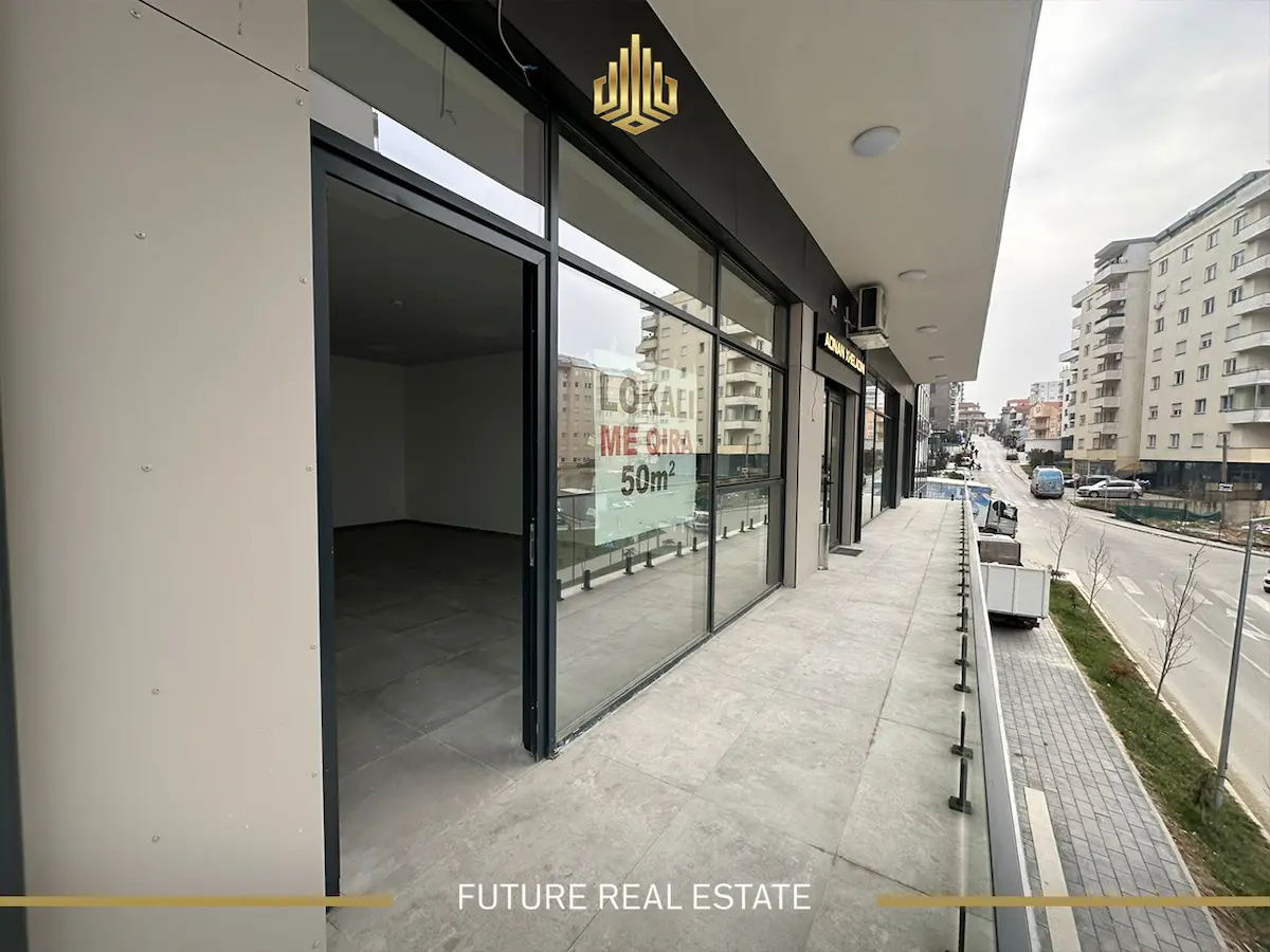 Lokal me QIRA/50m2 lokal në Rruga B
