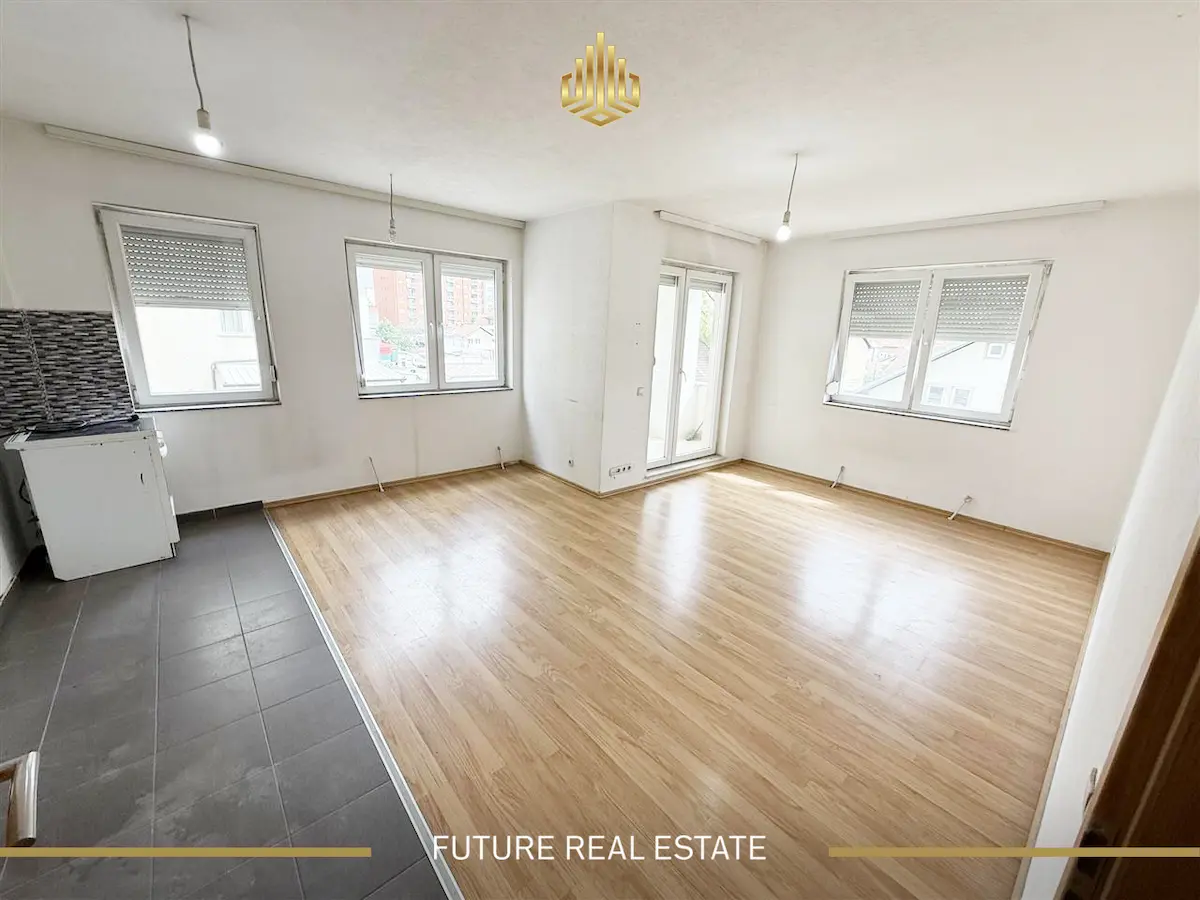 Banesa në SHITJE / 73.5m2 banesë/apartment në Kalabria