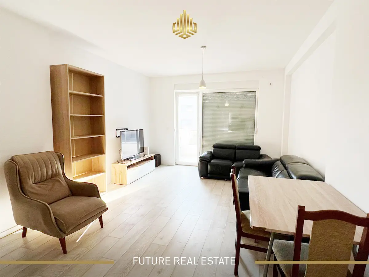 Banesa me QIRA/86m2 banesë/apartment në Lagjja e Spitalit