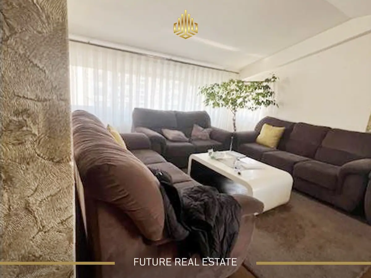 Banesa me QIRA/100m2 banesë/apartment në Rruga B