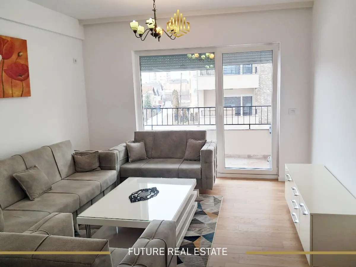 Banesa me QIRA/90m2 banesë/apartment në Mati 1
